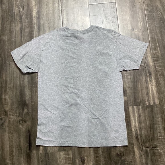 ๐ฑ Vintage! Flamin' Hot Cheetos Trendy Grey T-Shirt Like New! - Picture 3 of 3